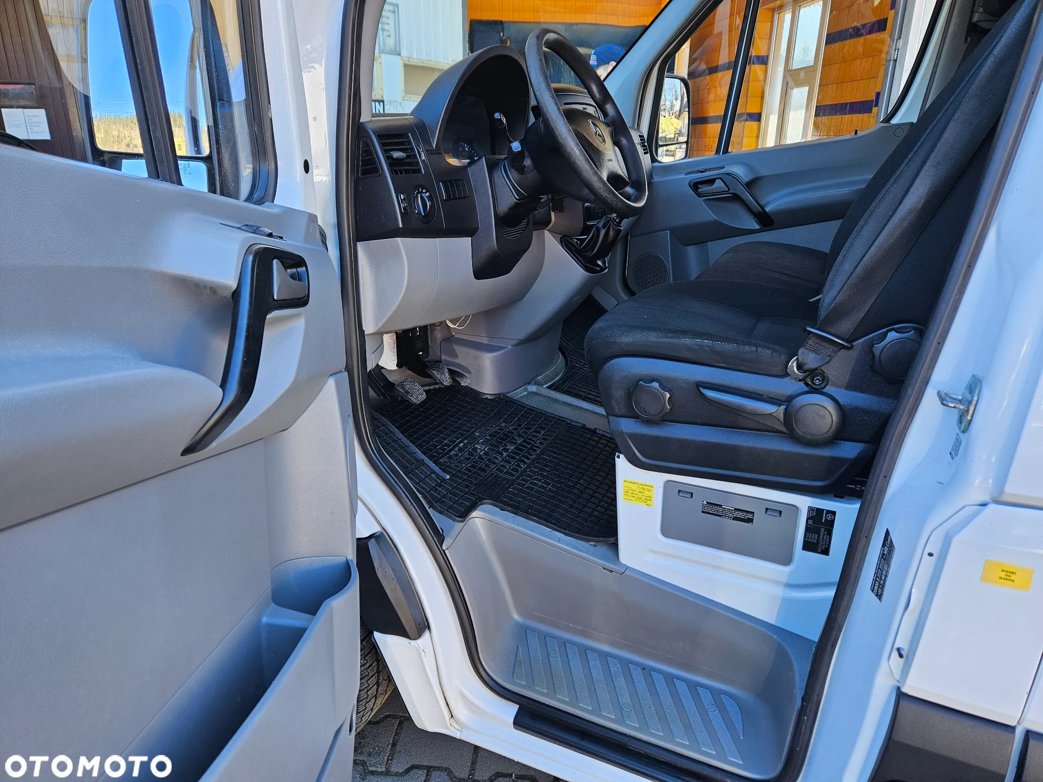 Mercedes-Benz SPRINTER - 7