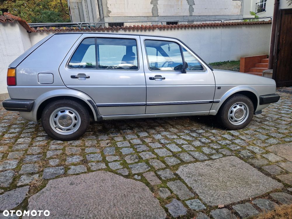 Volkswagen Golf - 13