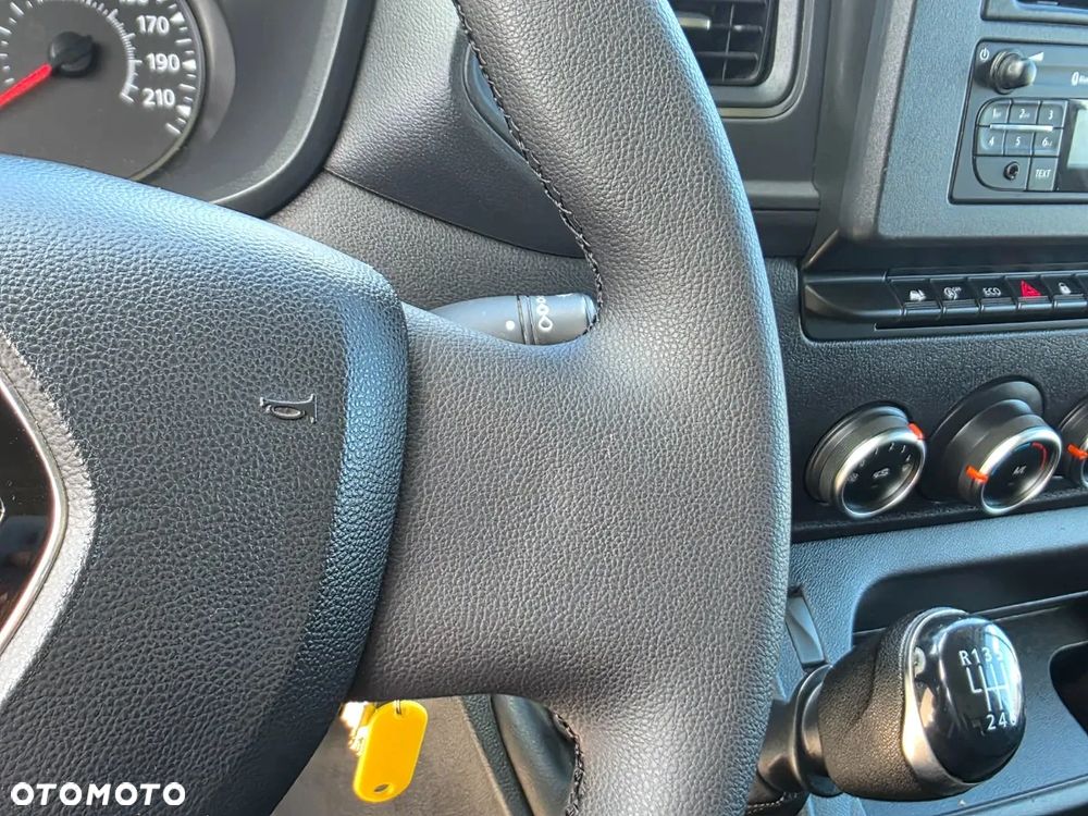 Renault Master - 15