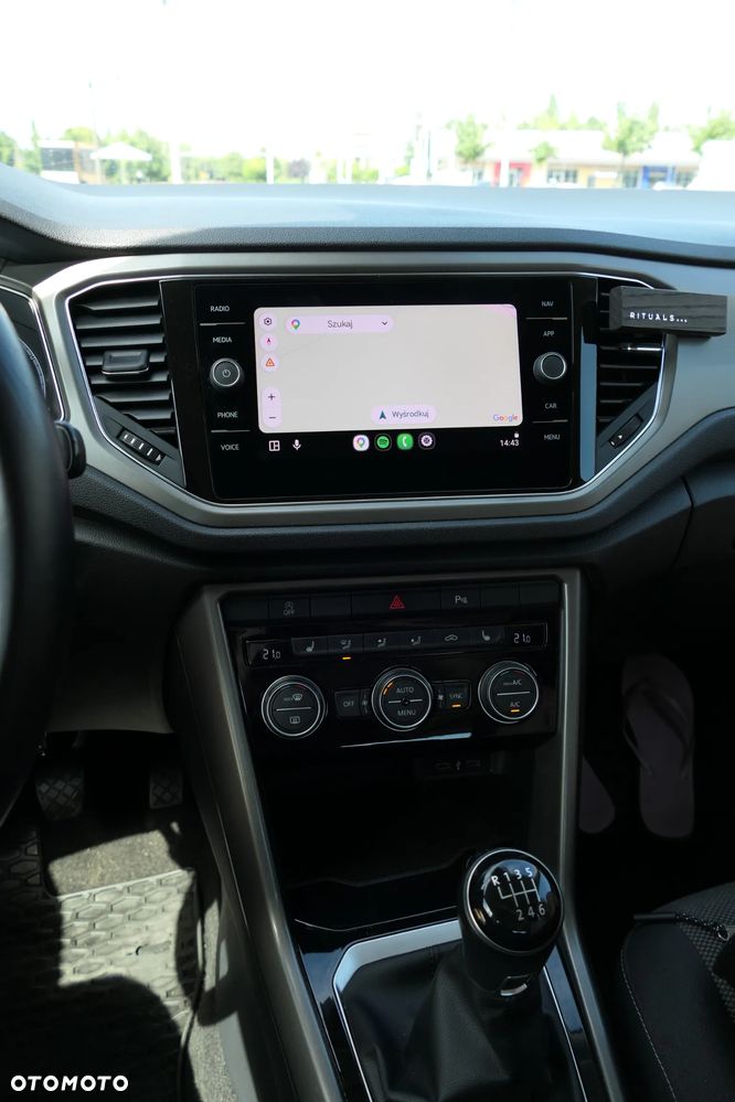 Volkswagen T-Roc 1.0 TSI Advance - 12