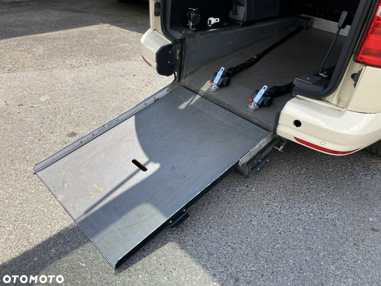 Volkswagen Caddy - 19