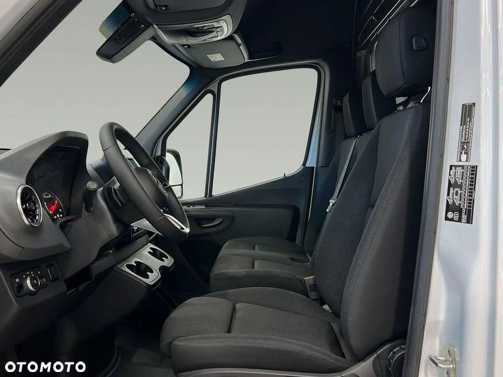 Mercedes-Benz Sprinter 319 CDI Furgon PRO ekstradługi - 12