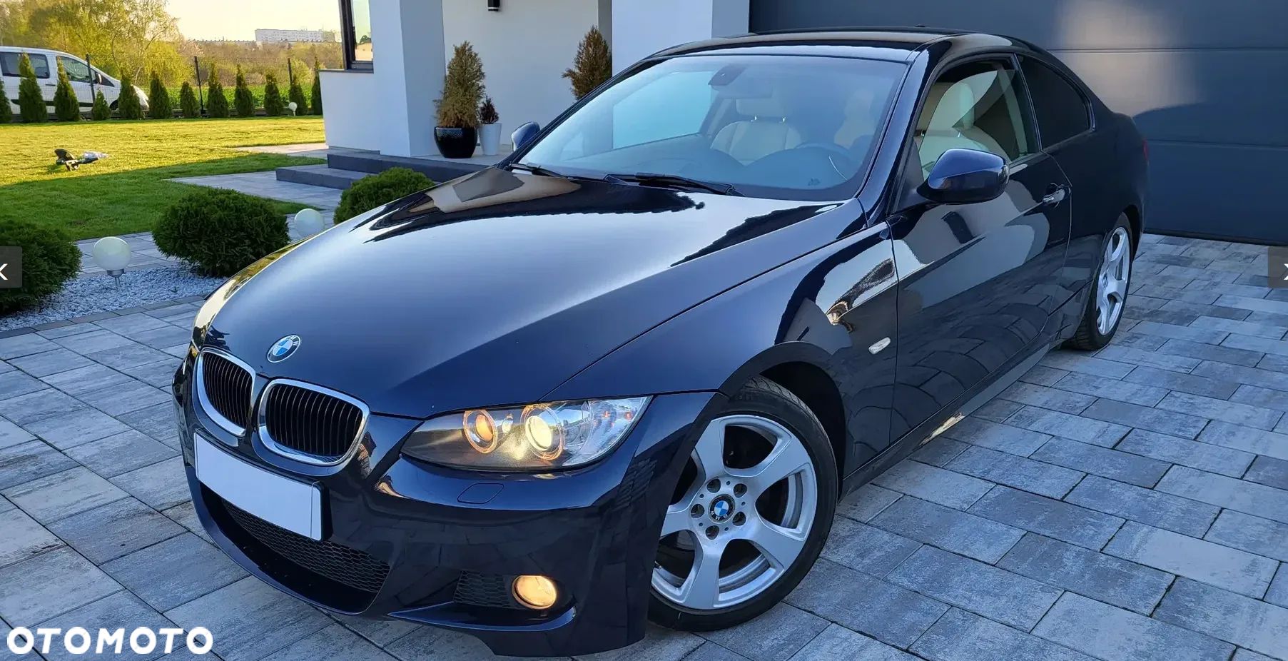 BMW Seria 3 320i Coupe - 1