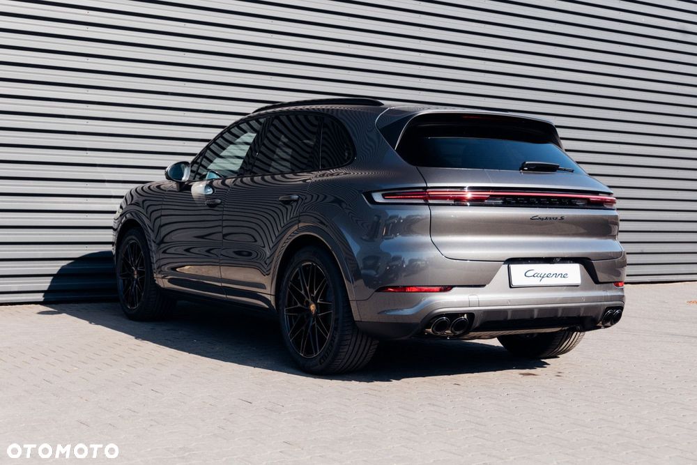 Porsche Cayenne S - 7