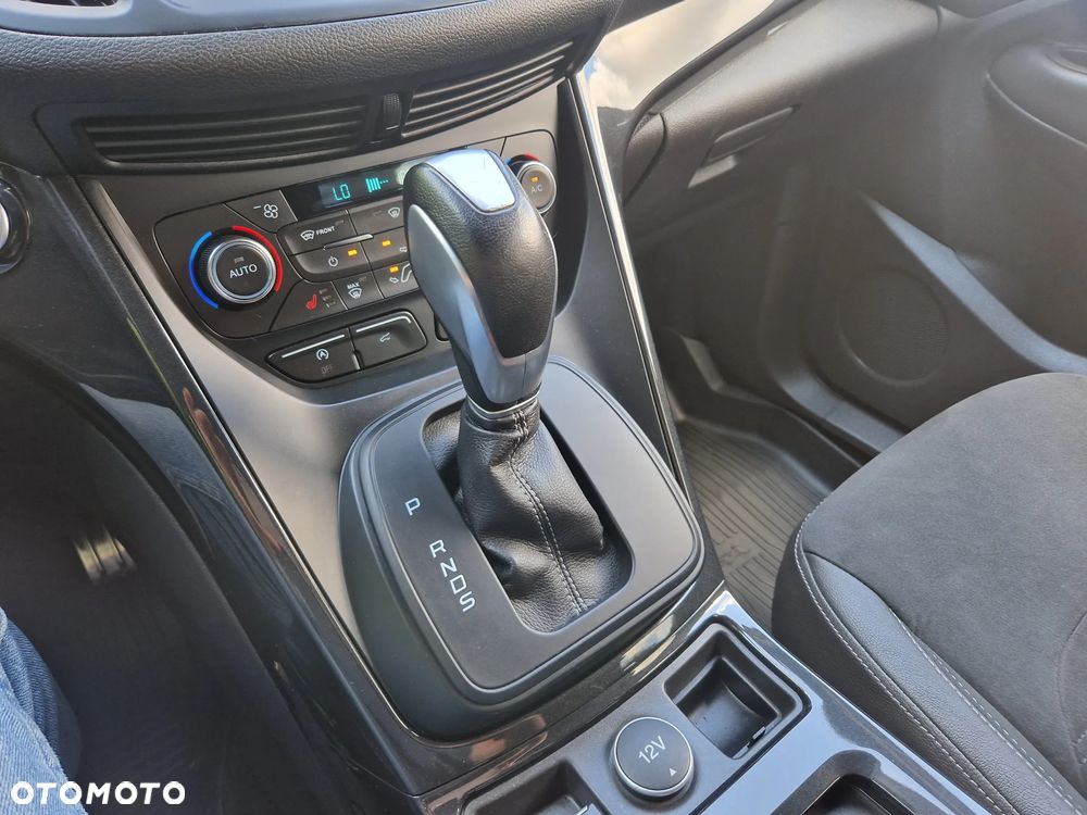 Ford Kuga 2.0 TDCi 4x4 ST-Line - 28