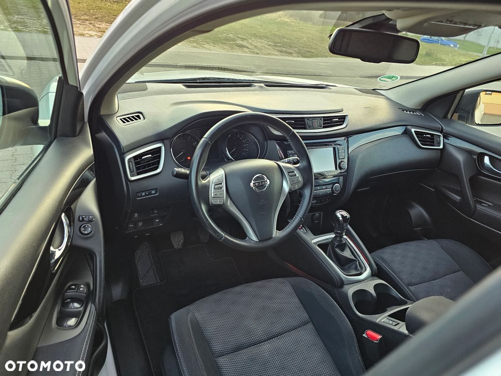Nissan Qashqai 1.2 DIG-T N-Connecta - 13