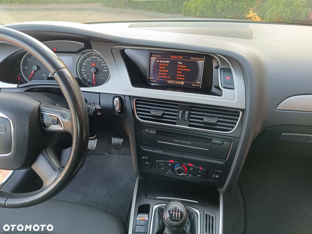 Audi A4 Avant 2.0 TDI - 8