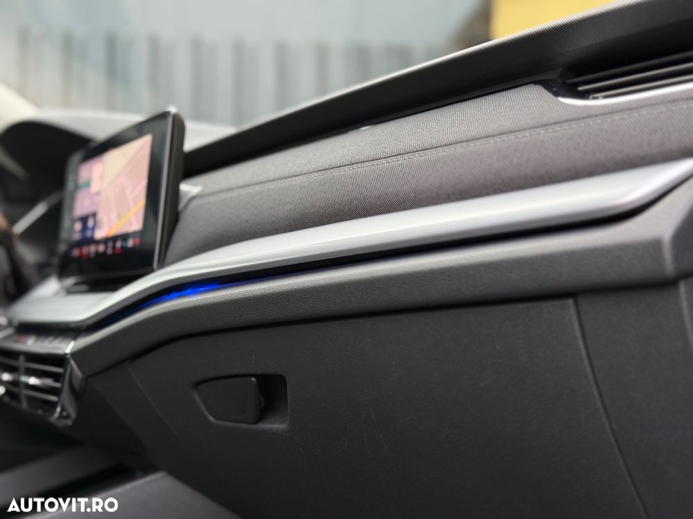 Skoda Octavia 2.0 TDI DSG Style - 31