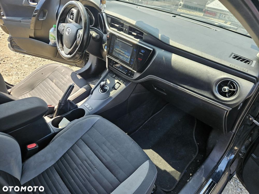 Toyota Auris 1.8 HSD Luna - 13