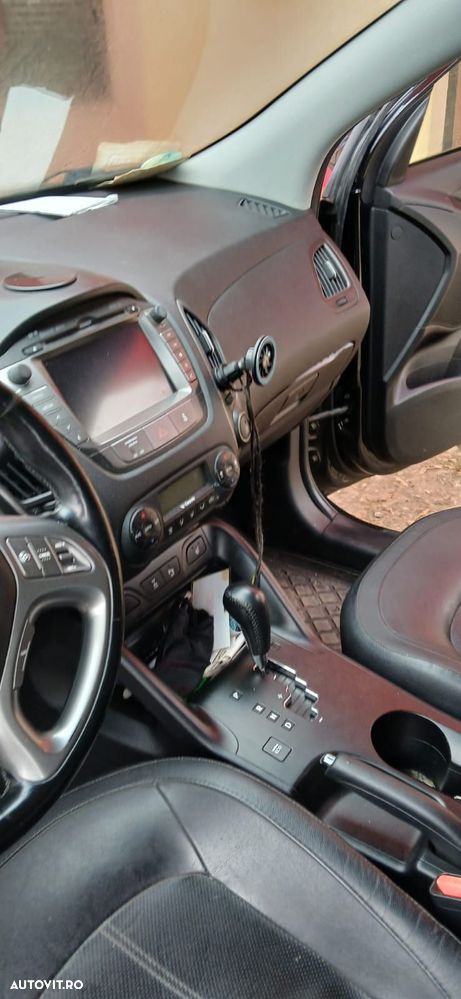 Hyundai ix35 2.0 CRDI 4WD Automatik Trend - 10