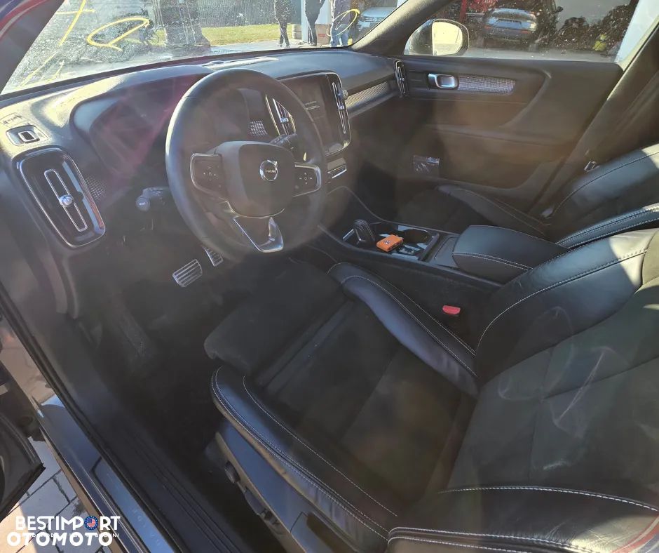 Volvo XC 40 T5 AWD Geartronic R-Design - 9