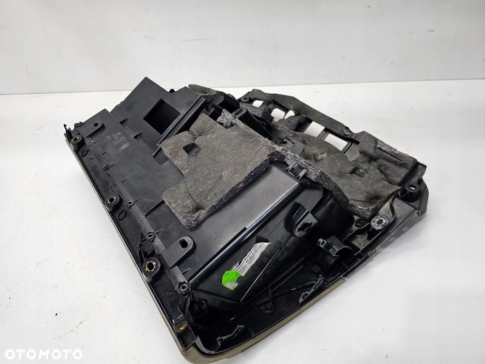 SCHOWEK PASAŻERA AUDI A3 8P LIFT 8P1857035A 8C1 KREMOWY - 7