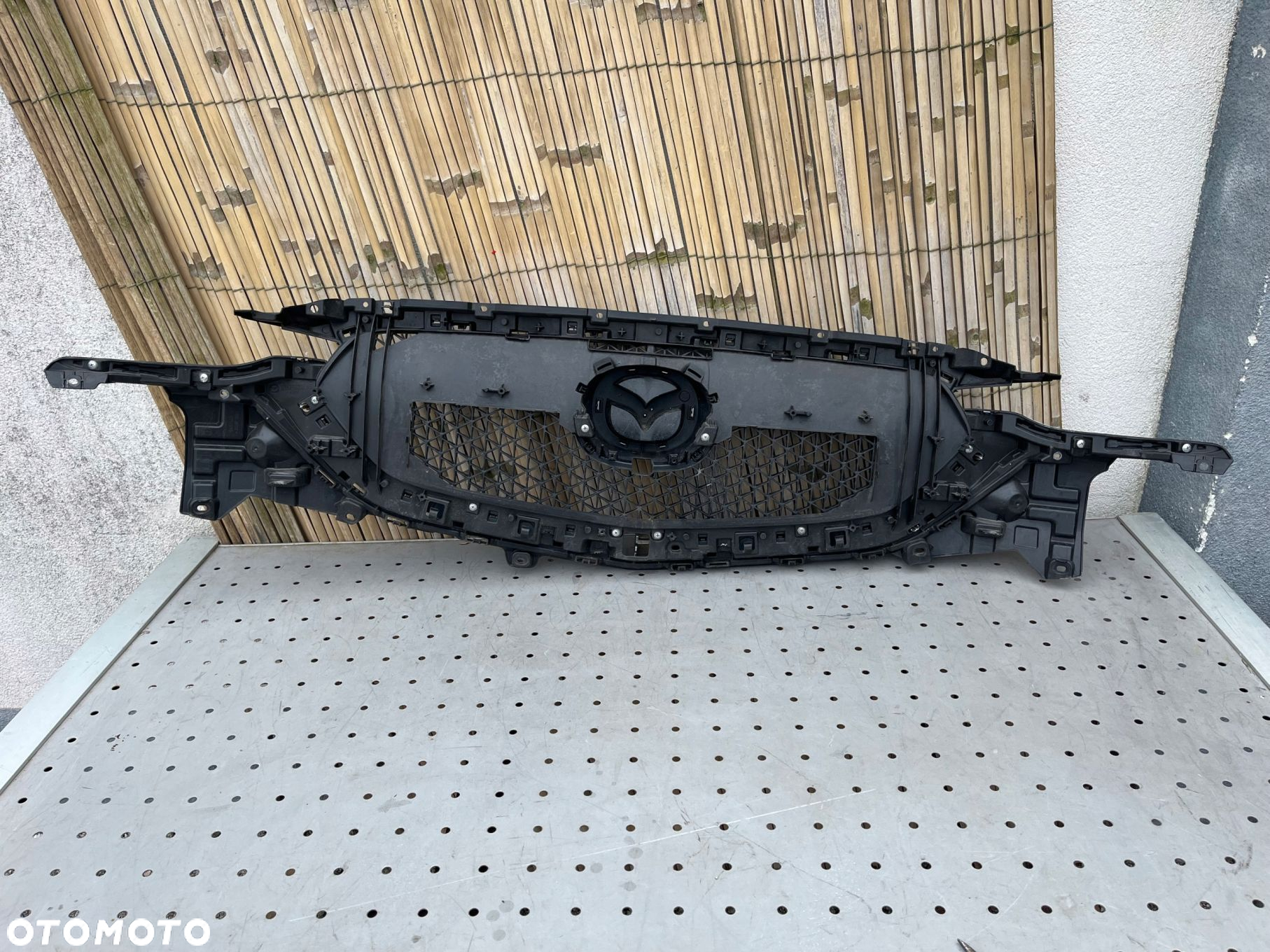 Atrapa MAZDA CX5 II 17- KB8A-50712 - 3
