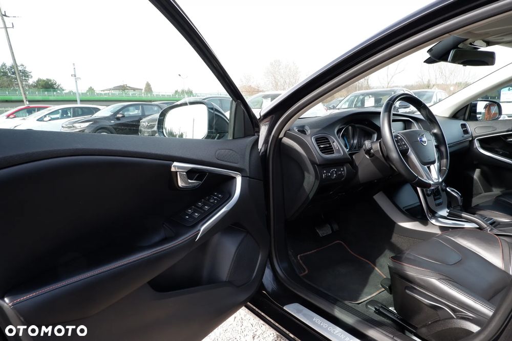 Volvo V40 D2 Powershift Ocean Race - 25