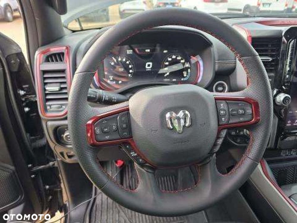RAM 1500 - 10