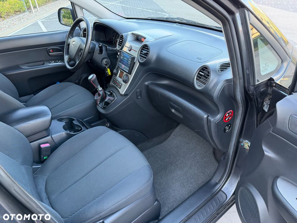 Kia Carens 2.0 CVVT EX - 9
