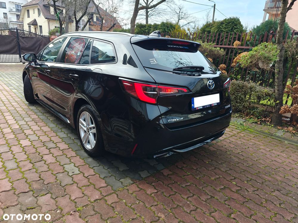 Toyota Corolla 2.0 Hybrid Comfort - 3