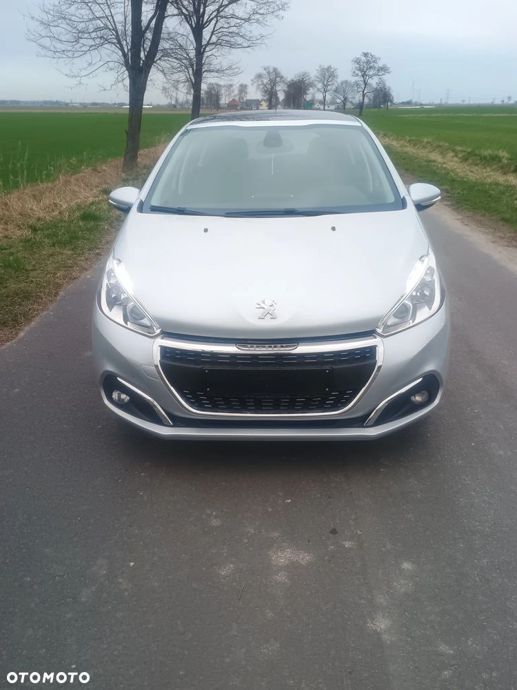 Peugeot 208 PureTech 82 Stop & Start Signature - 5