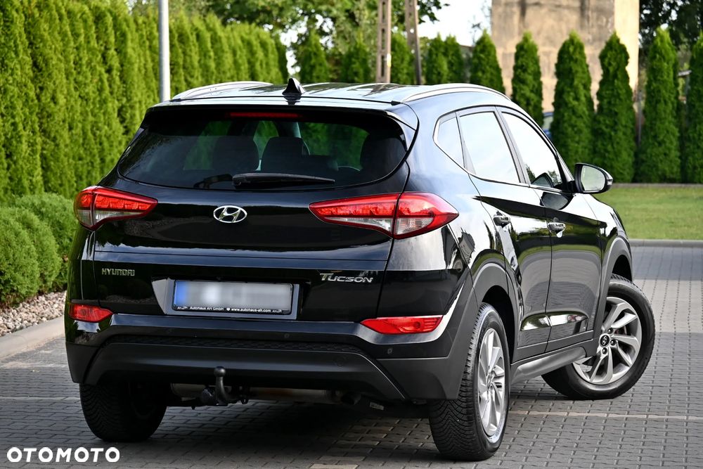 Hyundai Tucson 1.7 CRDI BlueDrive Comfort 2WD - 16