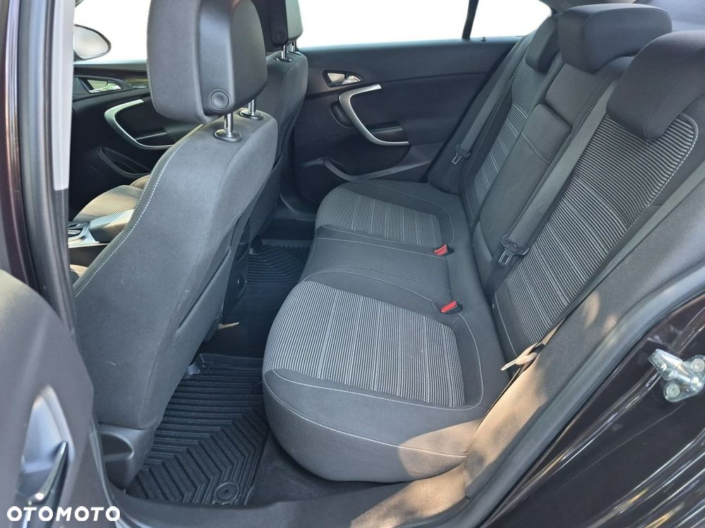 Opel Insignia - 18