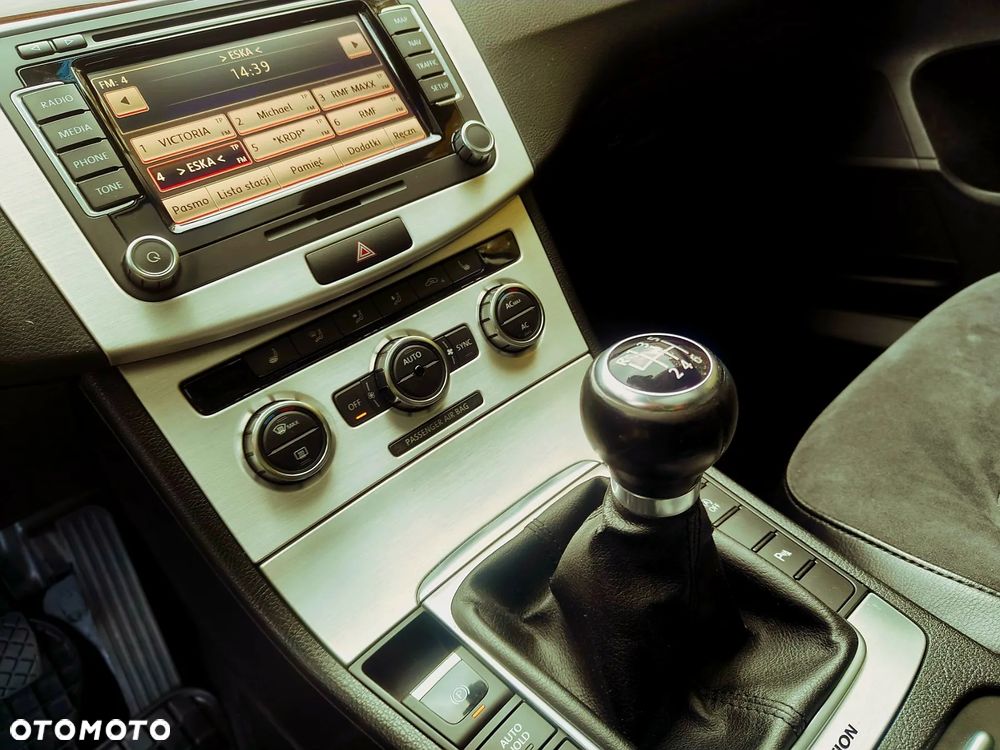 Volkswagen Passat Variant 2.0 TDI 4Motion Highline - 34