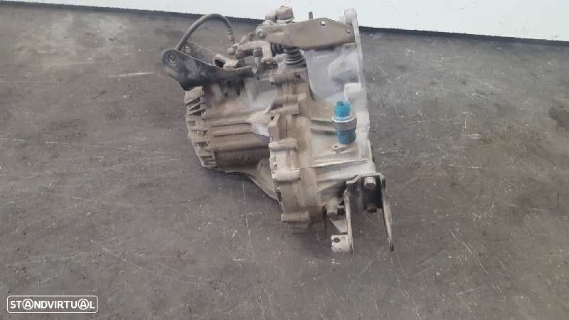 CAIXA VELOCIDADES HYUNDAI COUPE 1996 - 3