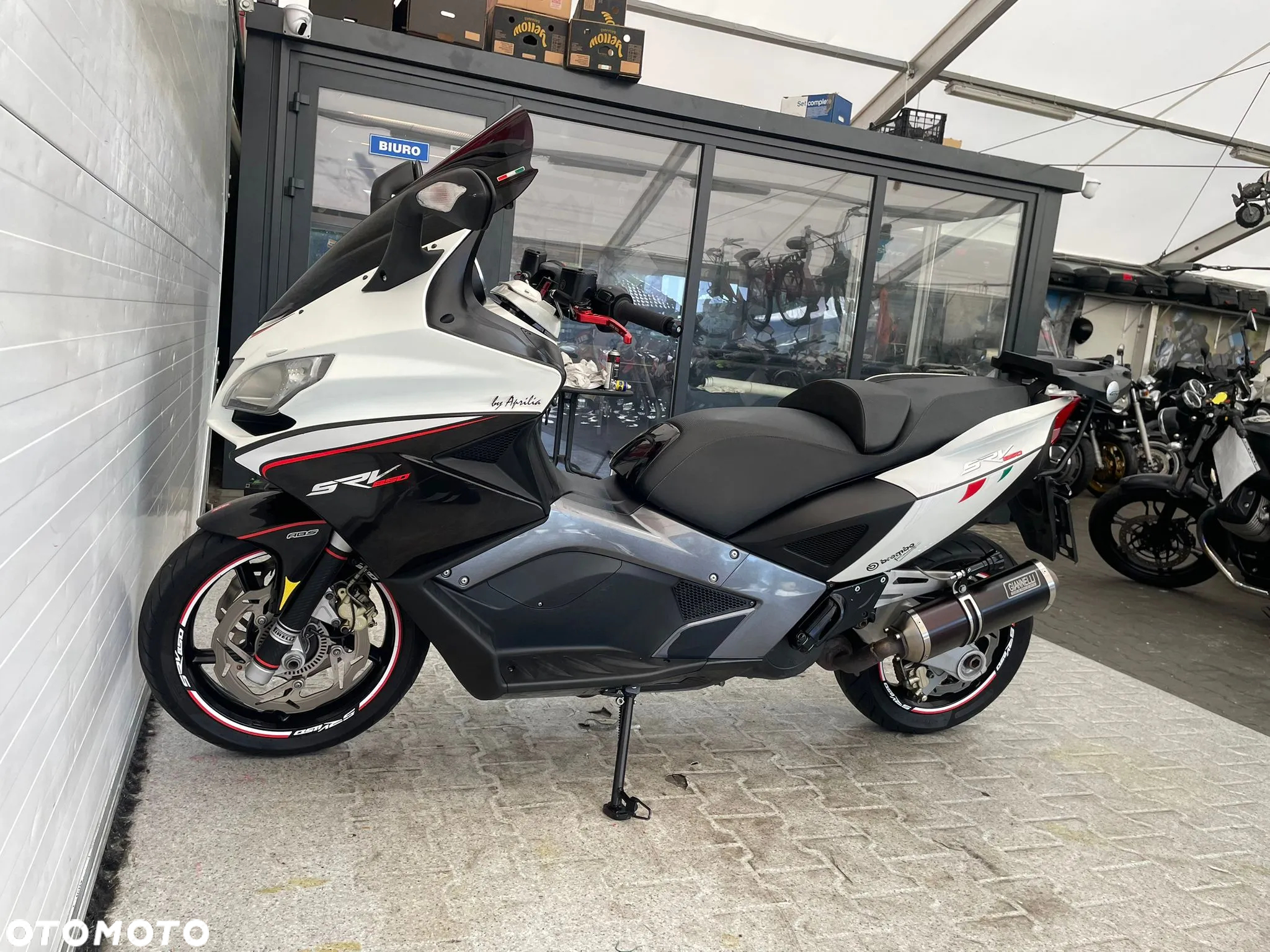 Aprilia Inny - 13