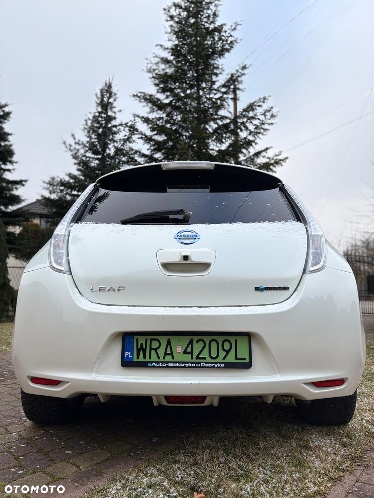Nissan Leaf - 12
