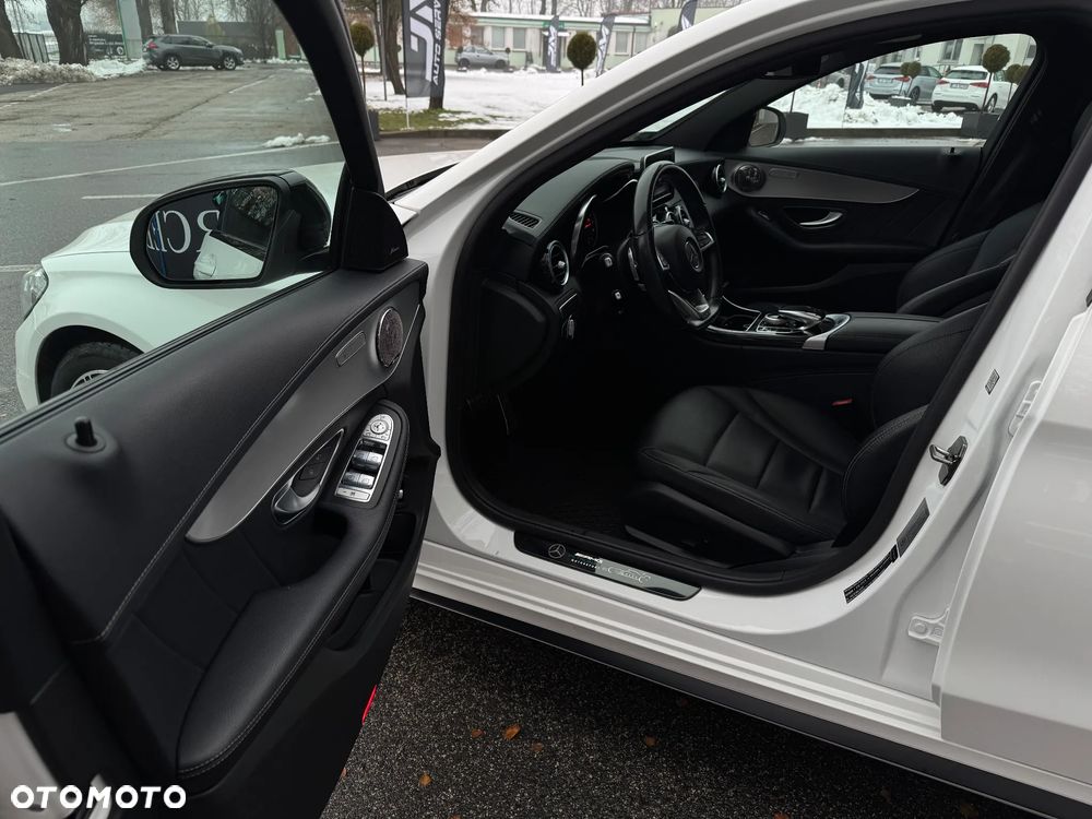 Mercedes-Benz Klasa C 200 4-Matic 9G-TRONIC - 20