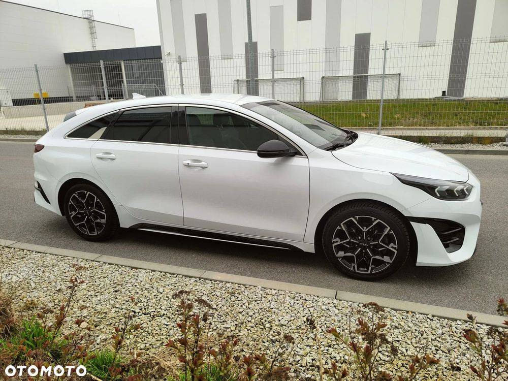 Kia ProCeed 1.5 T-GDI DCT7 OPF GT LINE - 3
