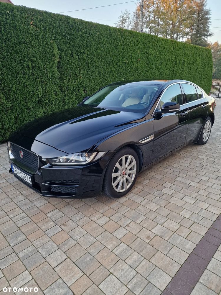 Jaguar Xe