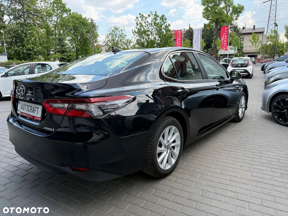 Toyota Camry 2.5 Hybrid Comfort CVT - 32