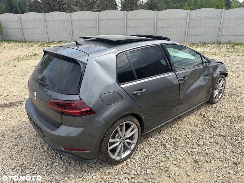 Volkswagen Golf GTI 2.0 TSI OPF Performance - 6
