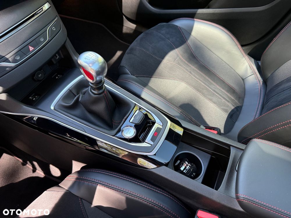 Peugeot 308 GTi by Sport - 24