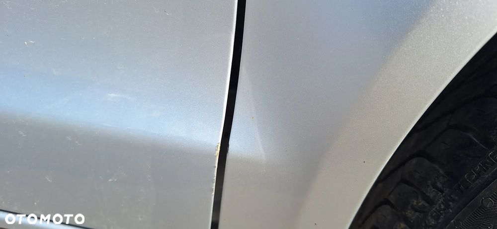 Volkswagen Polo 9N 05- Błotnik Przód Przedni Prawy Kod Lakieru LA7W - 4
