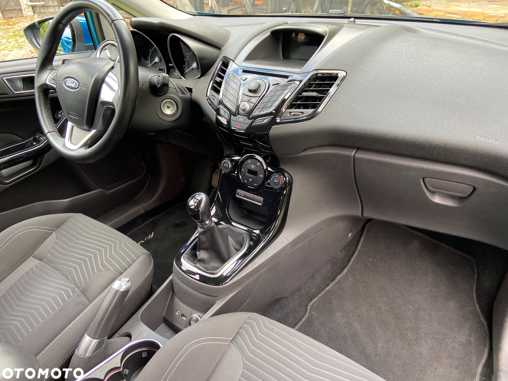 Ford Fiesta 1.0 EcoBoost Start-Stop Titanium - 26