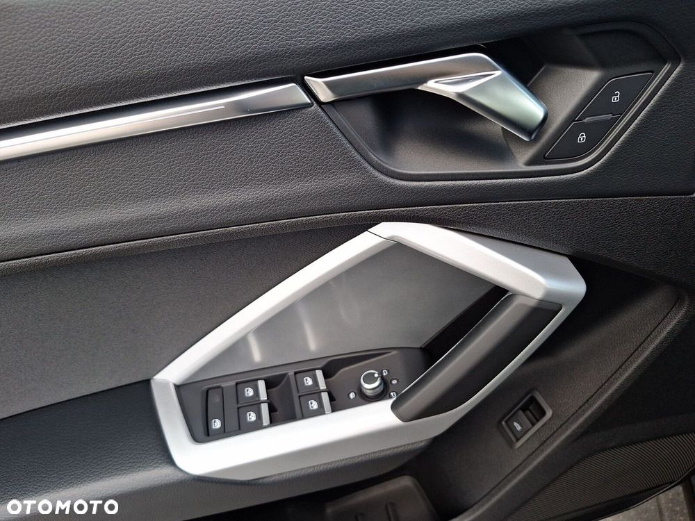 Audi Q3 35 TFSI mHEV S tronic - 10