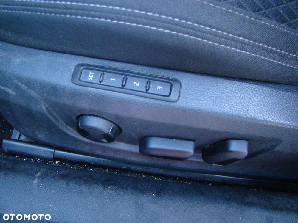 Skoda Superb 1.6 TDI DSG Ambition - 18