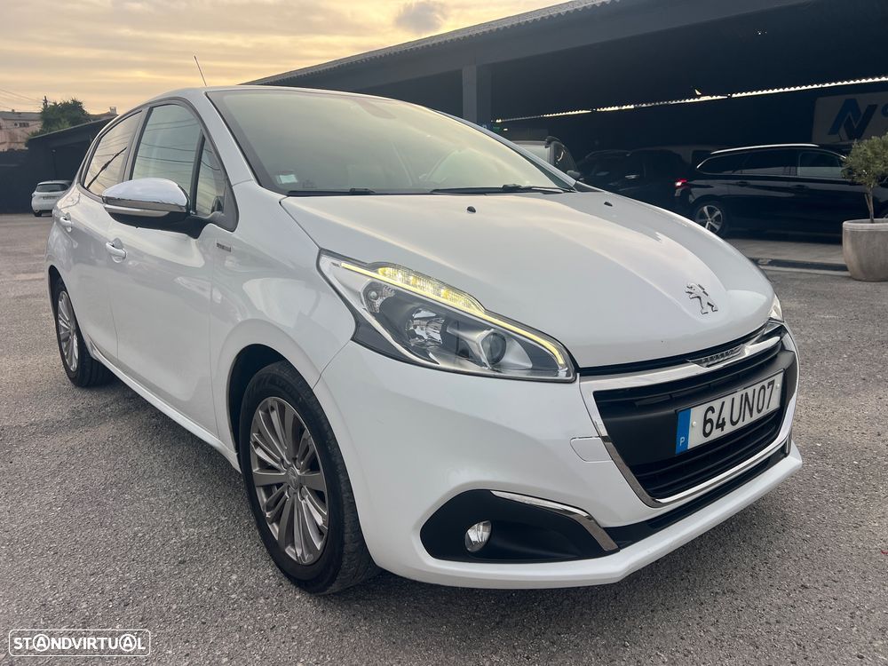 Peugeot 208 1.2 PureTech Style - 2