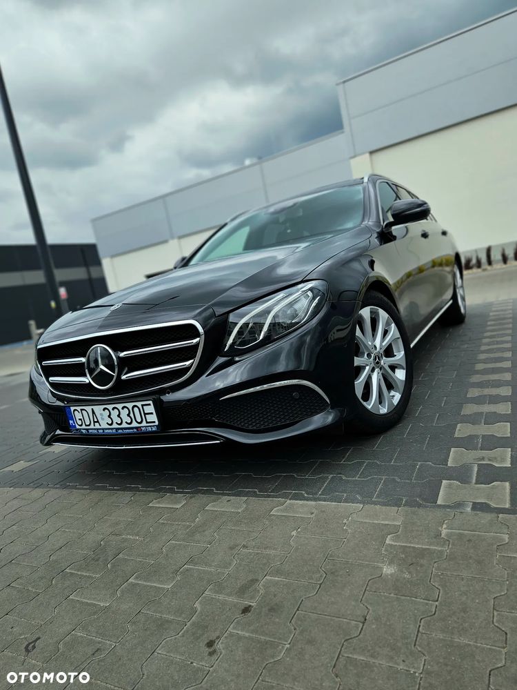 Mercedes-Benz Klasa E 220 d 9G-TRONIC - 1