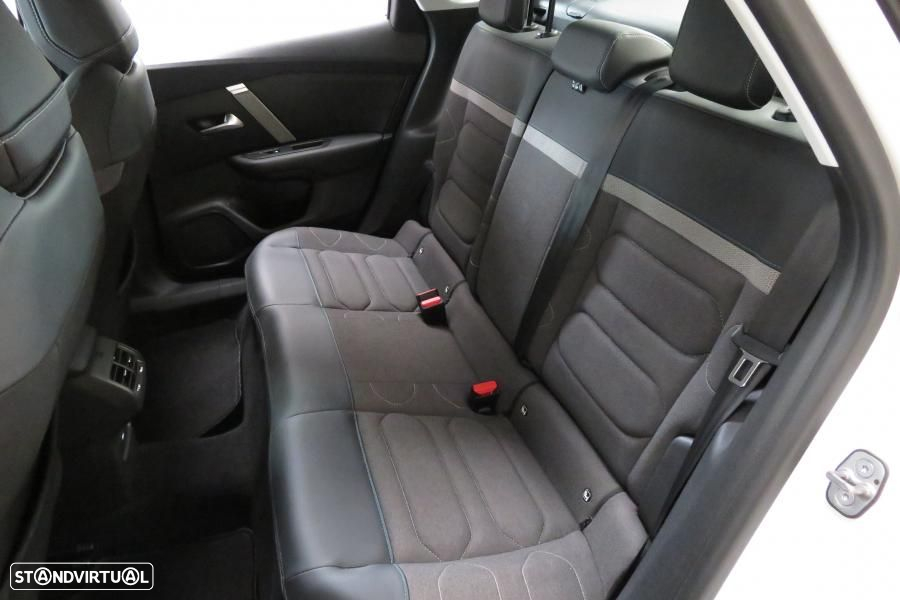 Citroën C4 X 1.2 PureTech Feel Pack EAT8 - 18