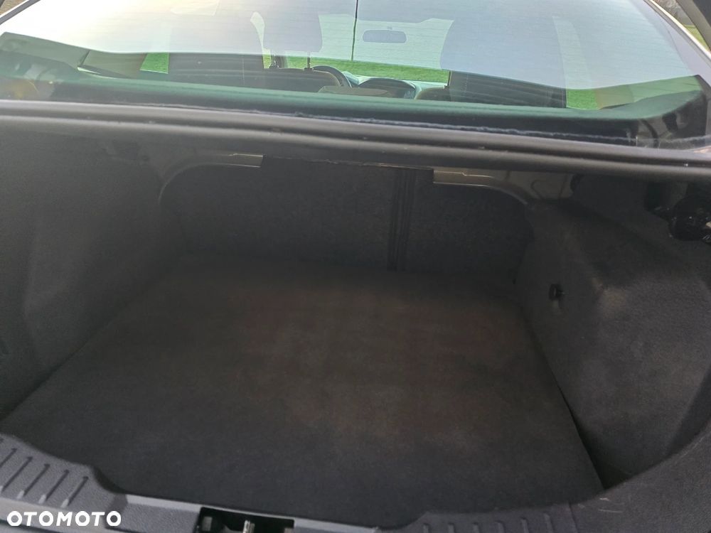 Ford Focus 2.0 EcoBoost ST mit Leder-Exclusiv-Paket - 16