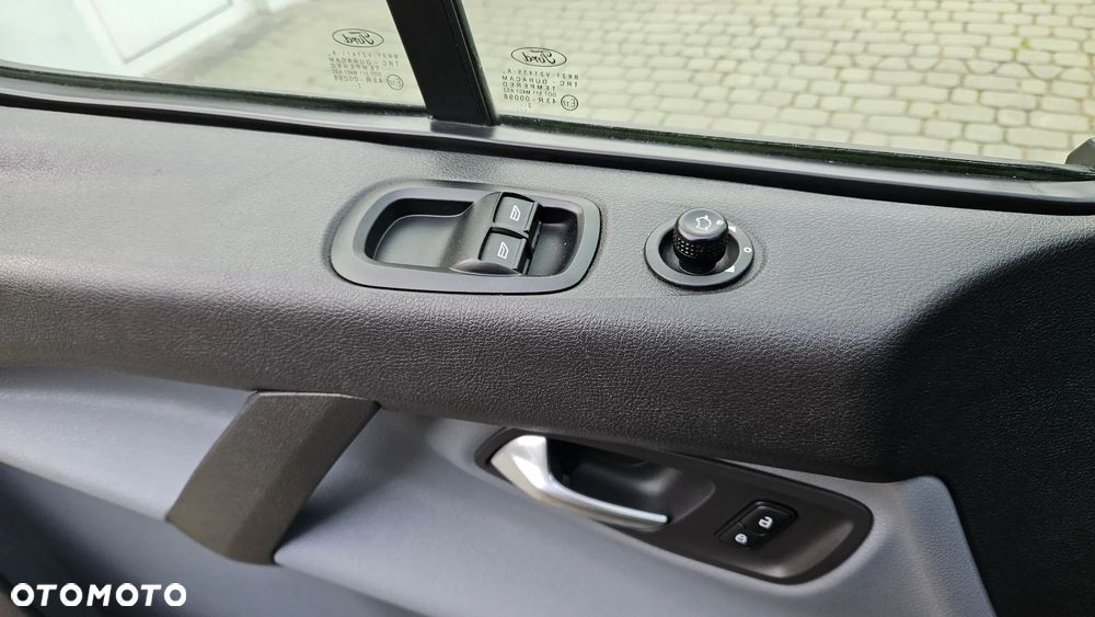 Ford CUSTOM 2,2TDCI L1 KLIMA WEBASTO KAMERA TEMPOMAT HAK SUPER STAN - 19