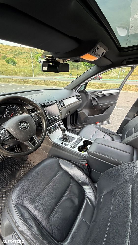 Volkswagen Touareg 3.0 V6 TDI BMT - 14