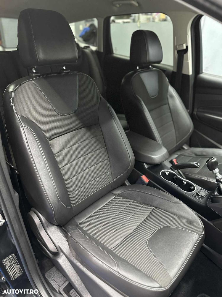 Ford Kuga 2.0 TDCi 4x4 Titanium - 21