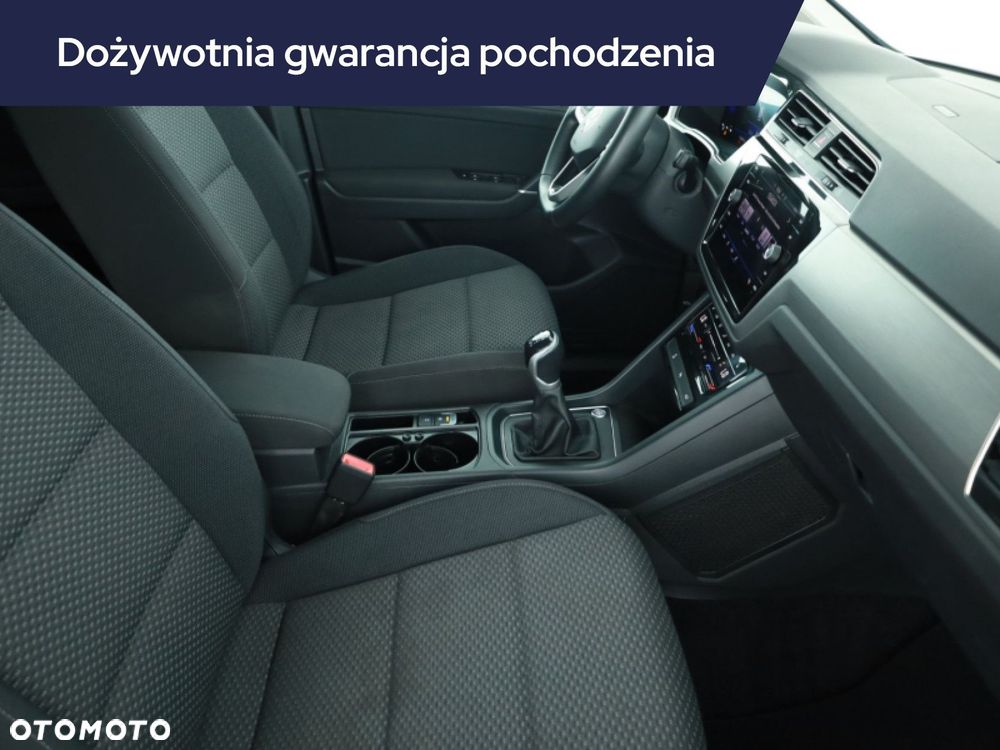 Volkswagen Touran - 9