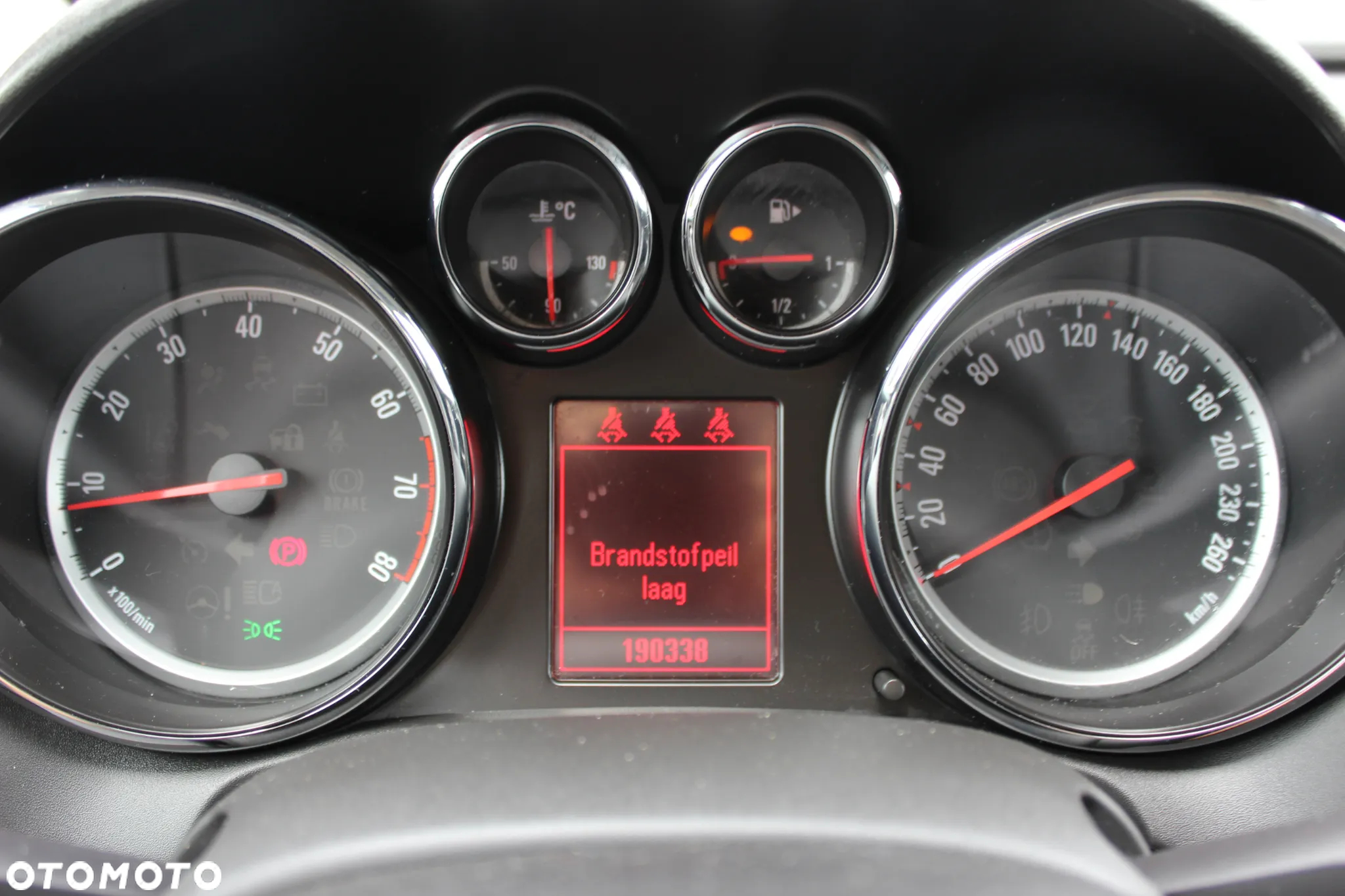 Opel Astra 1.6 NAVI - 11