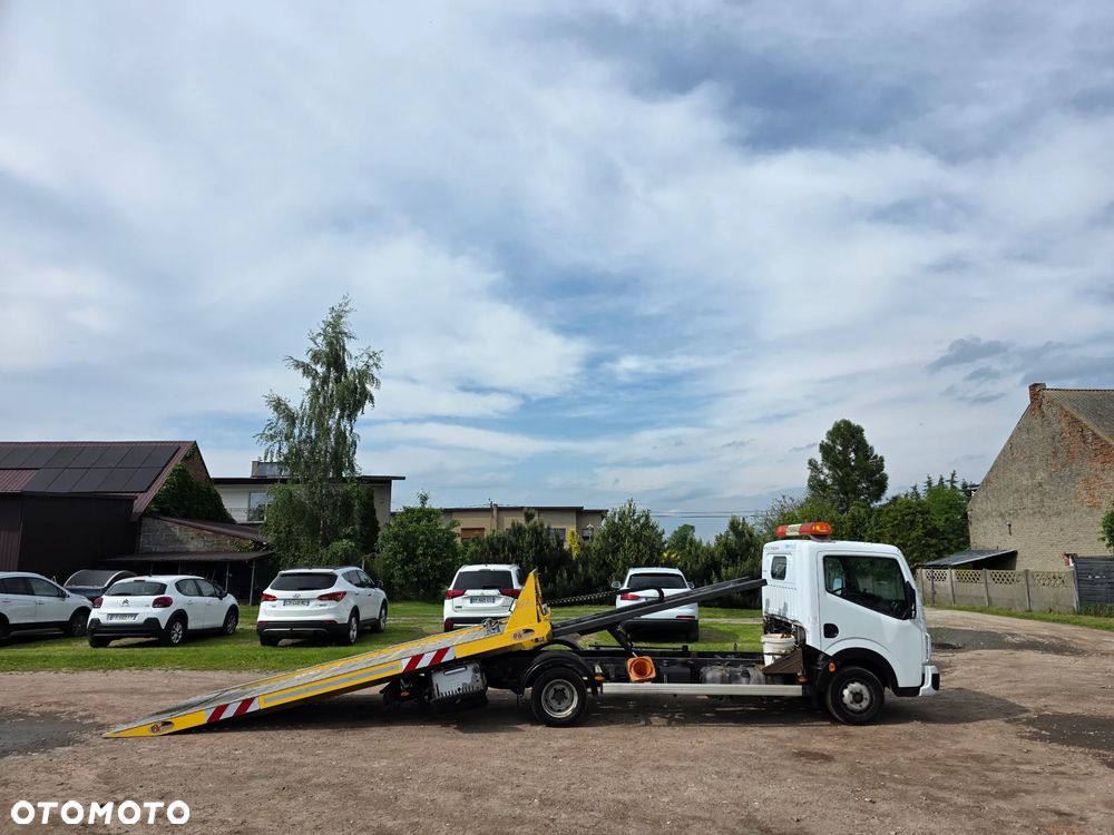 Renault Maxity - 1