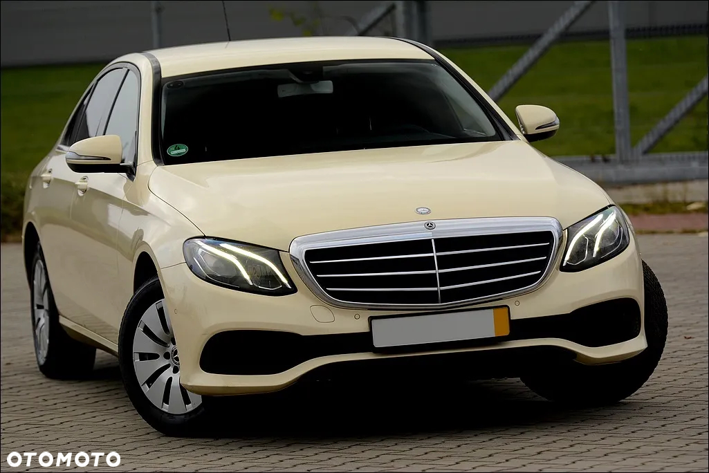 Mercedes-Benz Klasa E 200 d 9G-TRONIC - 2
