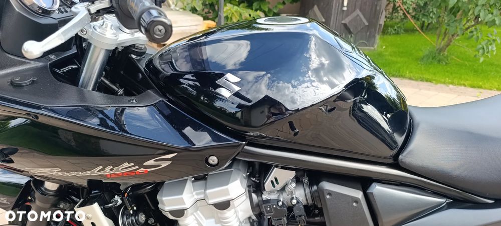 Suzuki Bandit - 37